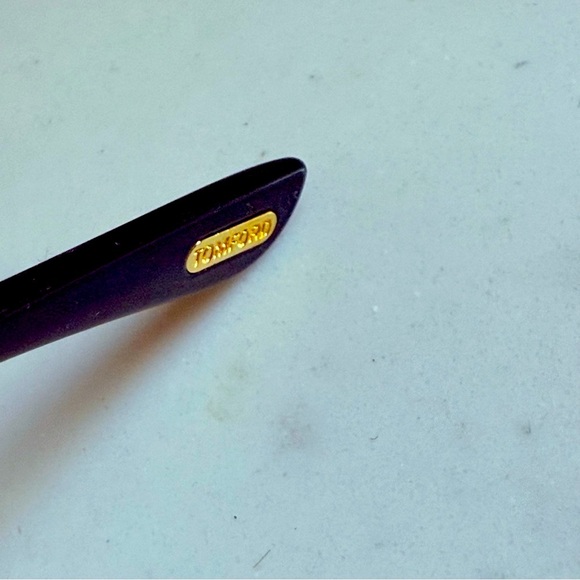 Tom Ford Women’s Dahlia Geometric Black and Gold 55 mm Sunglasses/Case - Picture 12 of 12